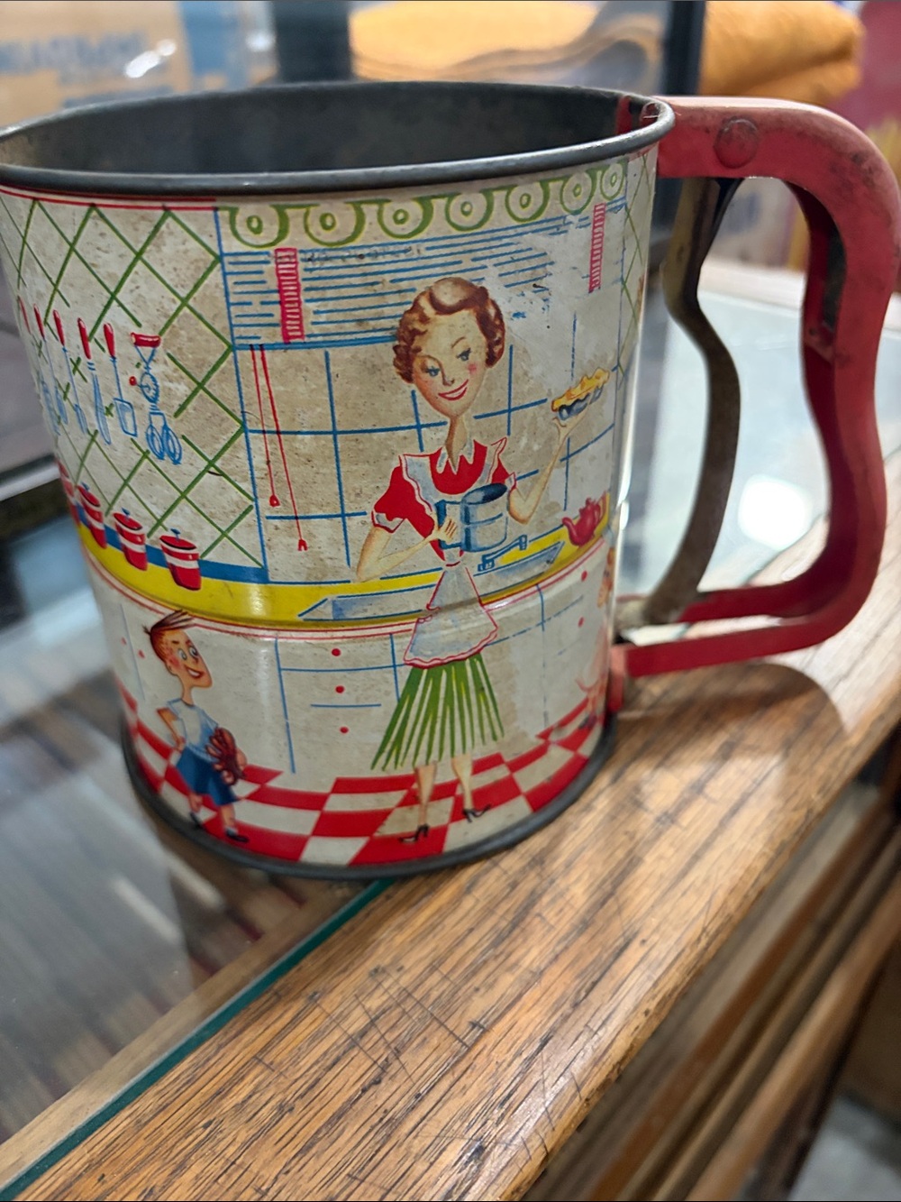 ❤️Vintage❤️Androck Hand-I-Sift Kitchen Sifter Tin with Red Handle